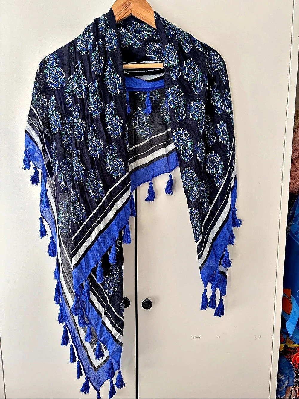 Floral Tassel Scarf in Blue & Black